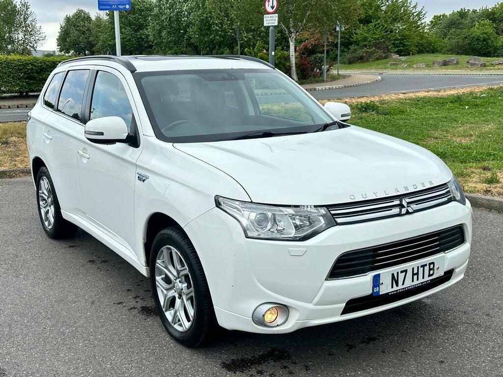 Mitsubishi Outlander 2.0H 12Kwh Gx4h Cvt 4Wd Euro 5 Ss White