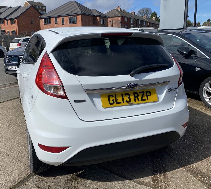 Ford Fiesta Ford Fiesta 1.0 Titanium Hatch White 2013 GL13RZP White #6