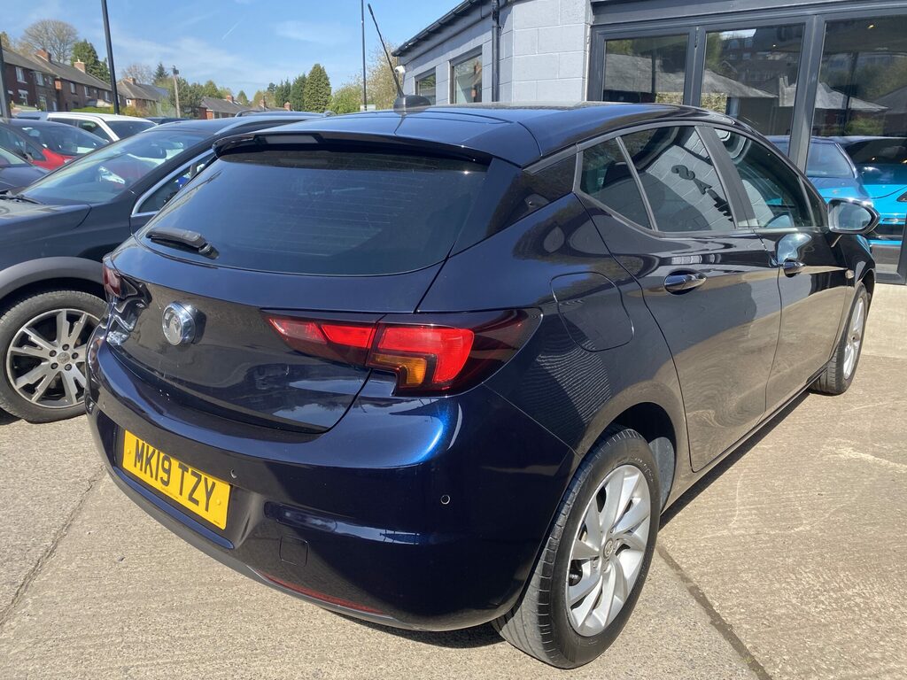 Vauxhall Astra Vauxhall Astra 1.6 Cdti 16V 136 Tech Line Nav 5 Do MK19TZY Black #6