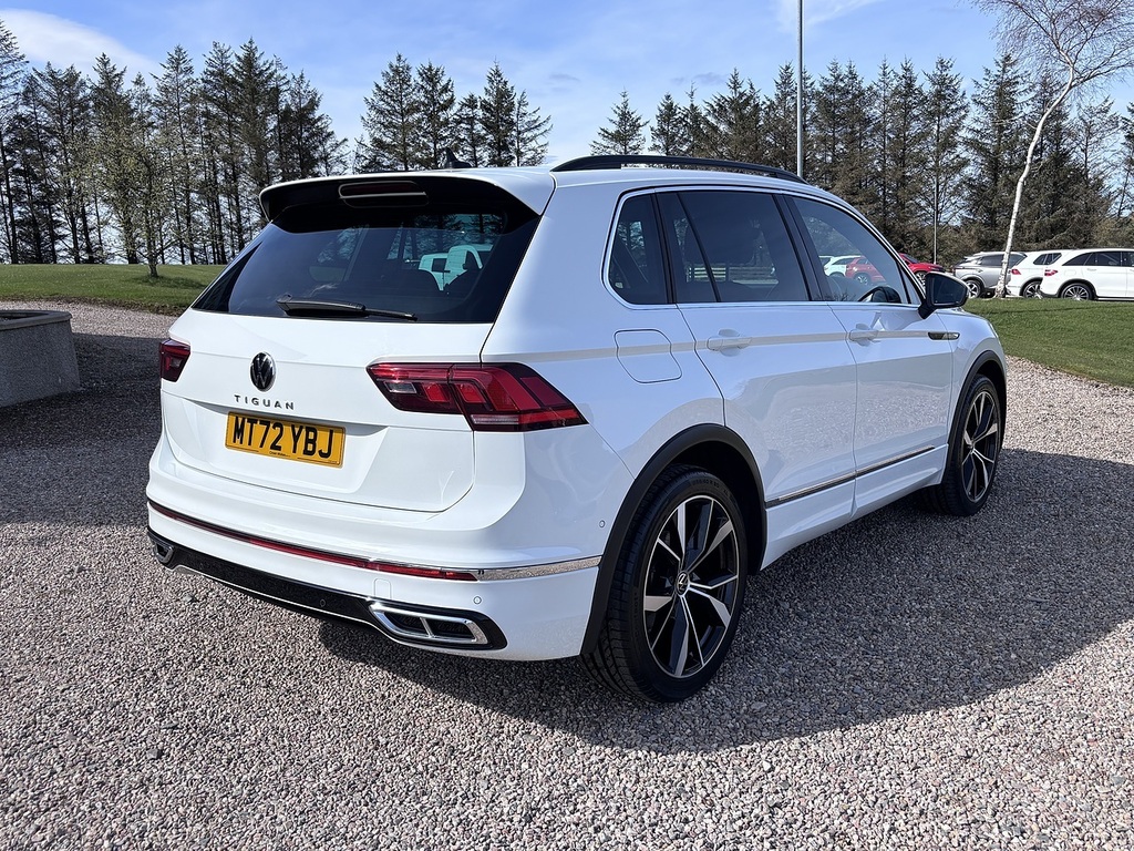 Volkswagen Tiguan Suv MT72YBJ White #4