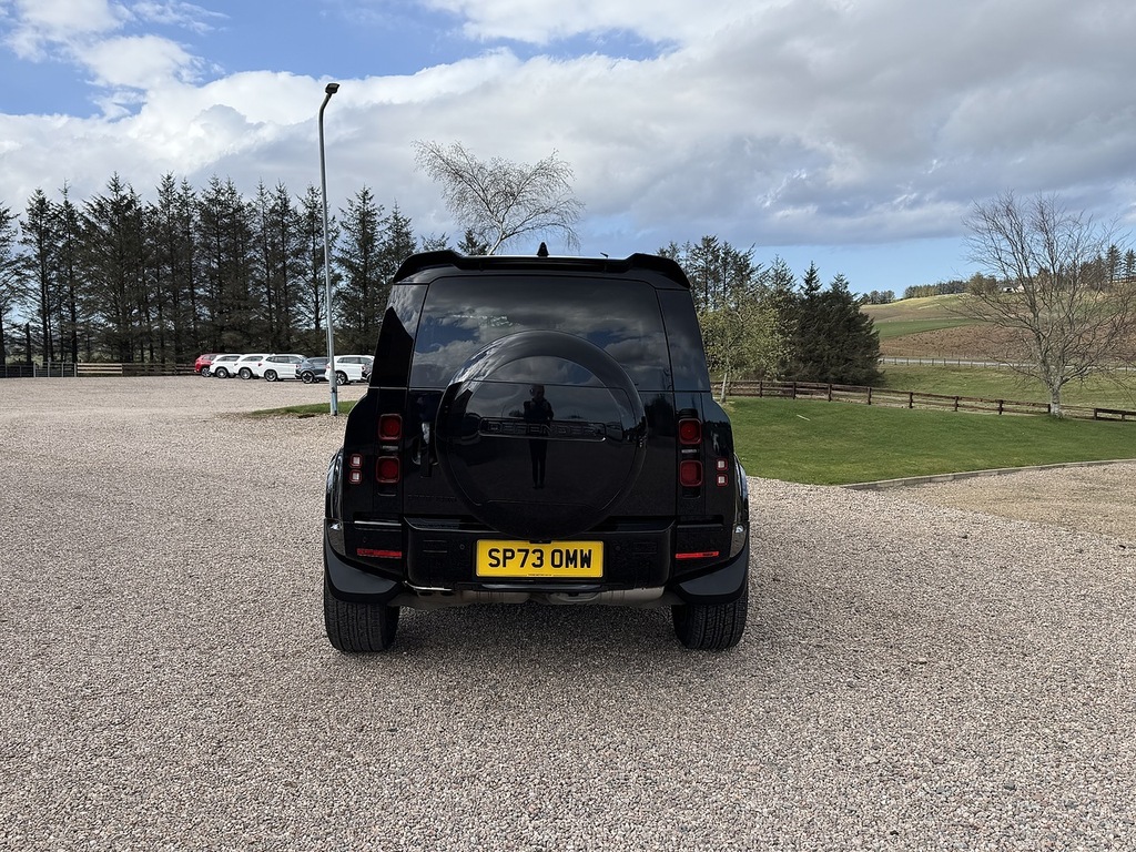 Land Rover Defender 110 Suv SP73OMW Black #5