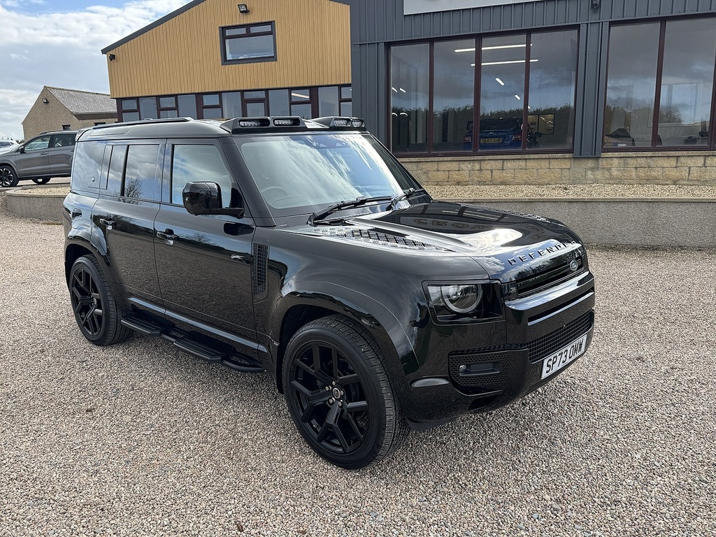 Land Rover Defender 110 Suv SP73OMW Black #2