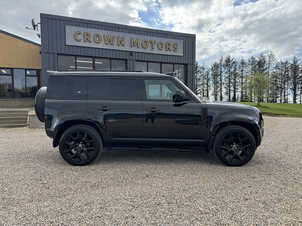 Land Rover Defender 110 Suv SP73OMW Black #3