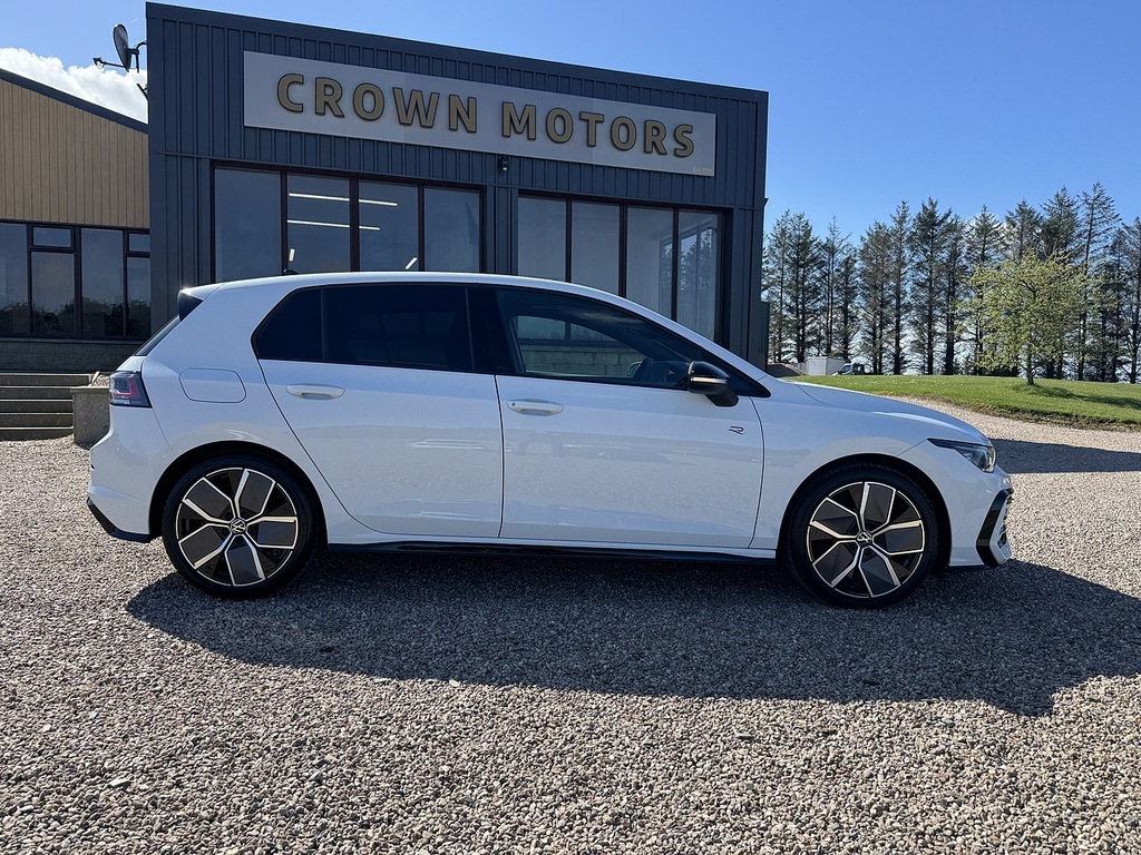 Volkswagen Golf Hatchback ML75HKM White #3
