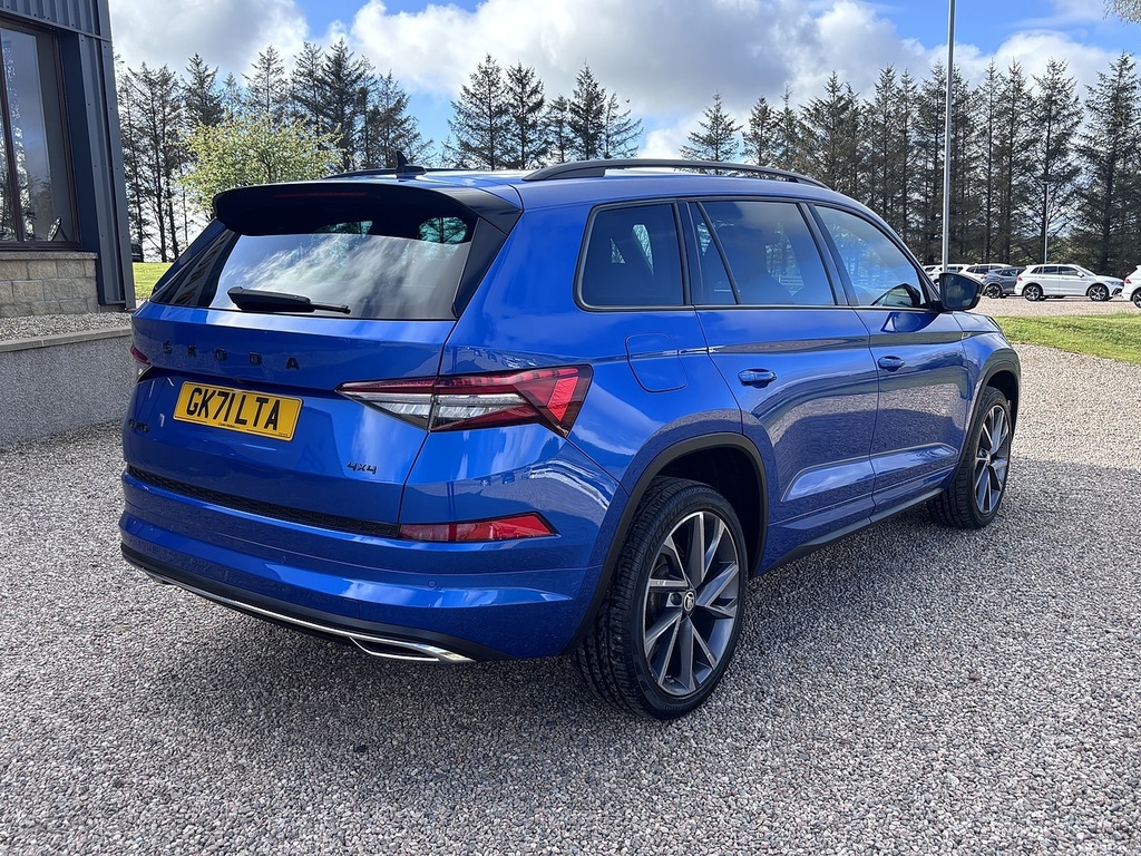 Skoda Kodiaq Suv GK71LTA Blue #4