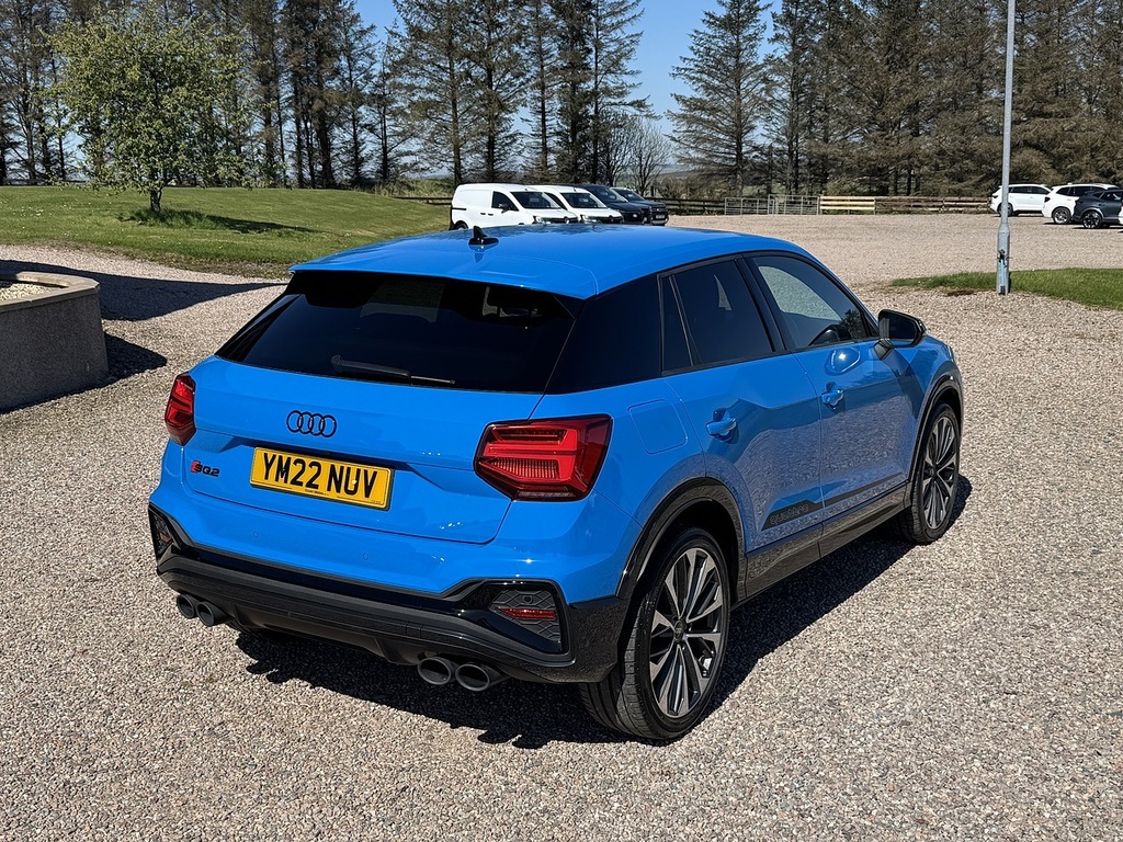 Audi SQ2 Suv Blue #5