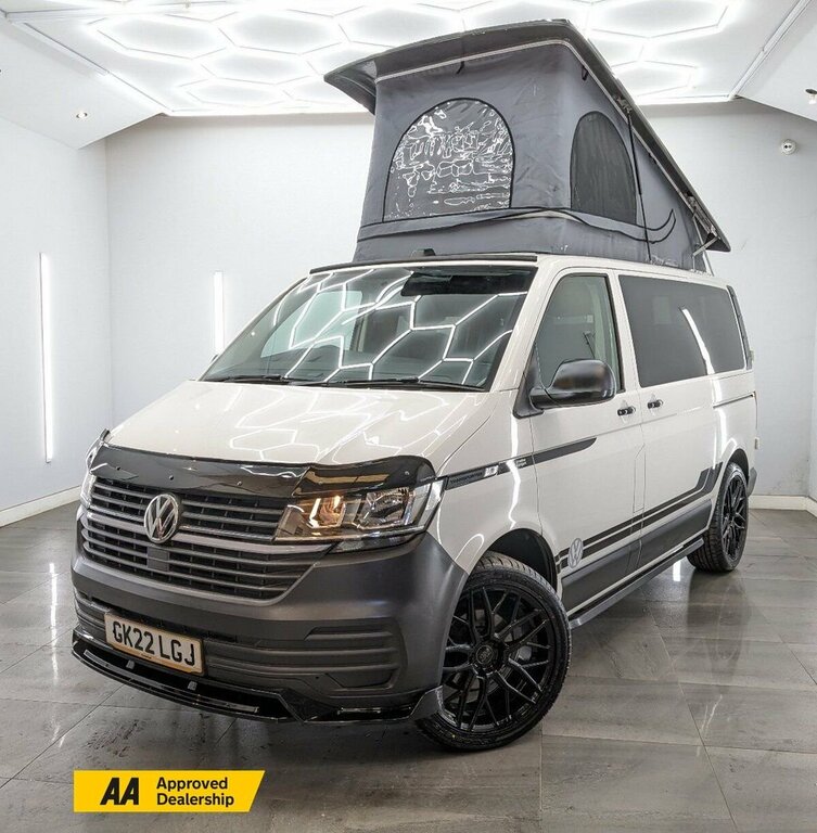 Volkswagen Transporter 2L Startline White