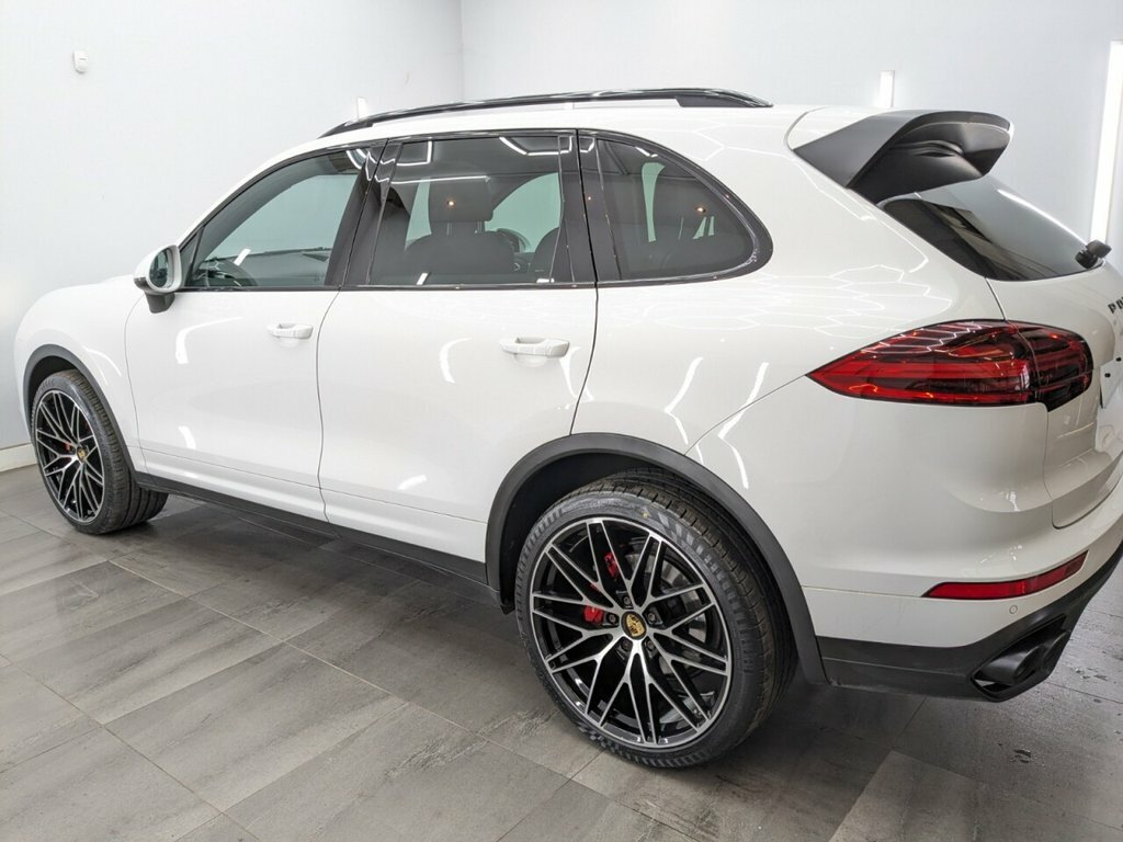 Porsche Cayenne Suv Y30BLC White #6