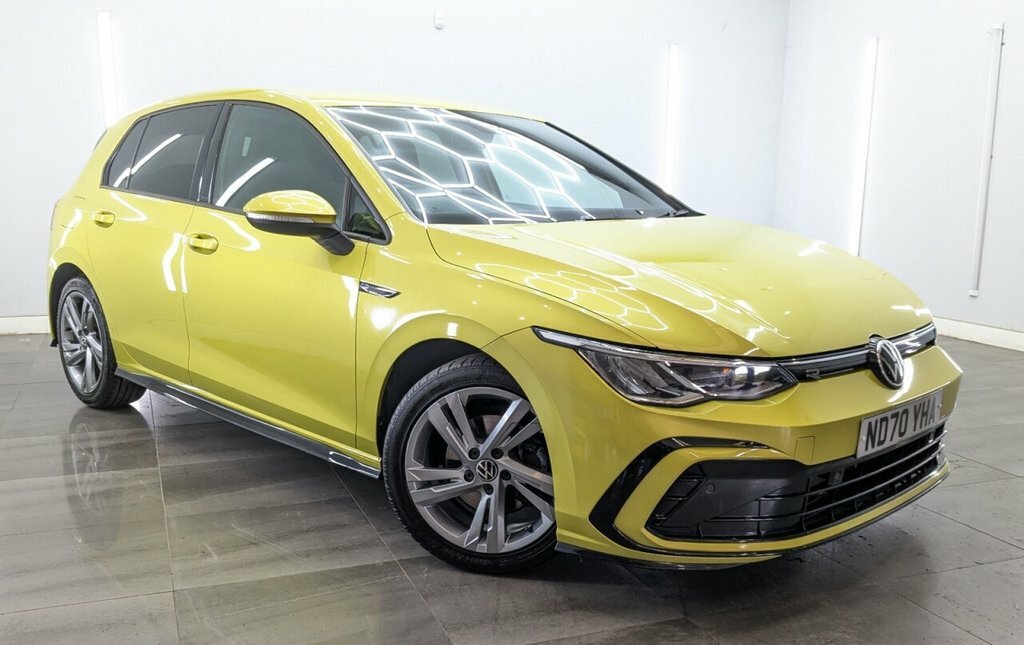 Volkswagen Golf 1.5L R-line Yellow