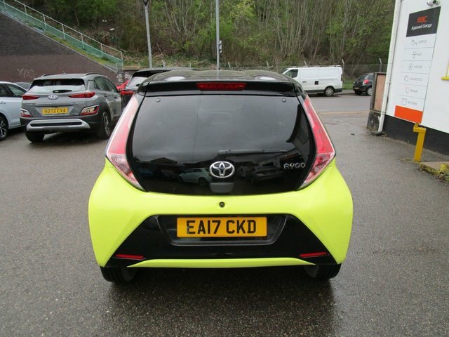 Toyota Aygo 1.0 Vvt-i X-cite 3 Yellow Bi-tone Hatchback Pe EA17CKD Yellow #6
