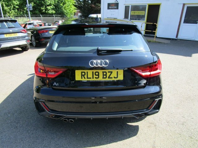 Audi A1 2.0 Tfsi 40 S Line Competition Sportback Petro RL19BZJ Black #6