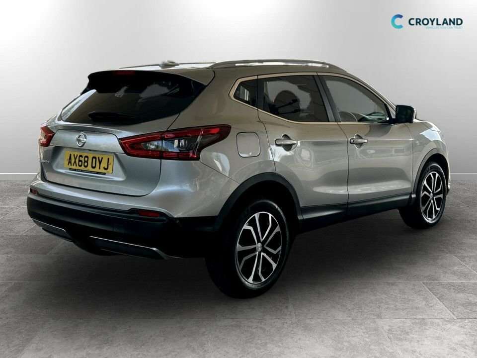 Nissan Qashqai 1.3L Tekna AX68OYJ Silver #3