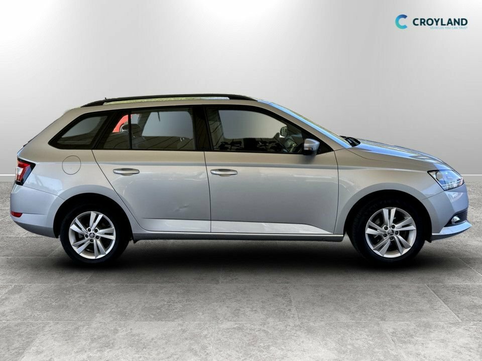 Skoda Fabia 1L Se OV19NZO Silver #2