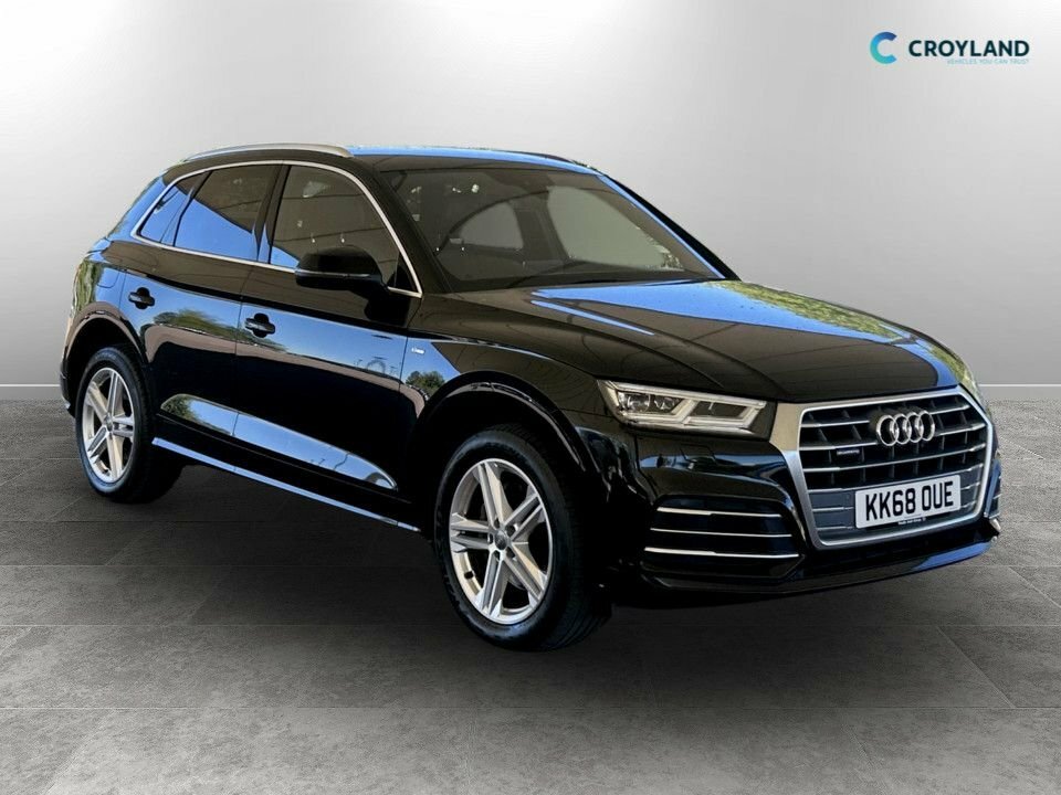 Audi Q5 2L S Line Black