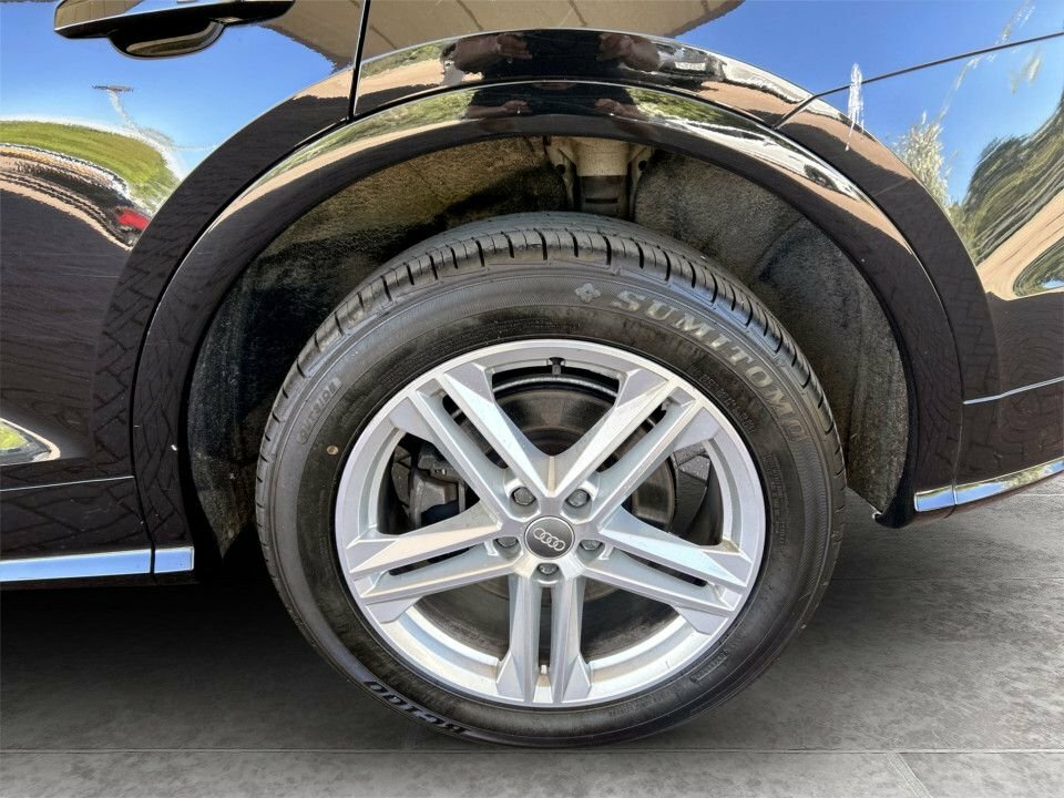 Audi Q5 2L S Line KK68OUE Black #4