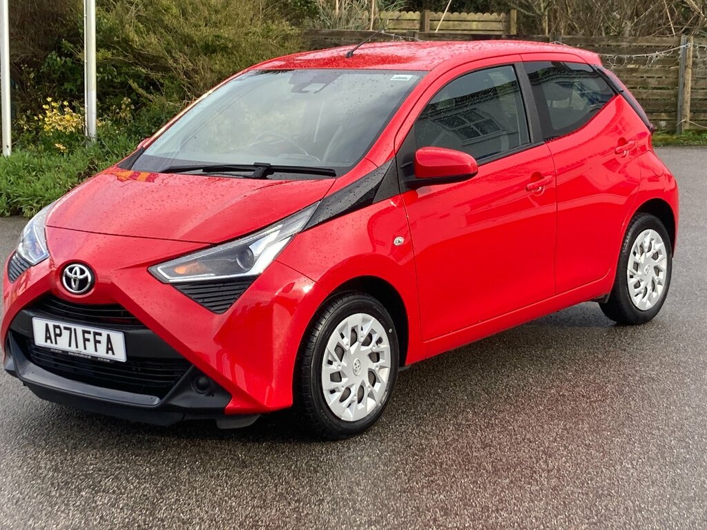 Toyota Aygo 1.0 Vvt-i X-play Hatchback Euro Red #6