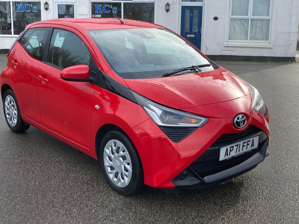 Toyota Aygo 1.0 Vvt-i X-play Hatchback Euro Red #5