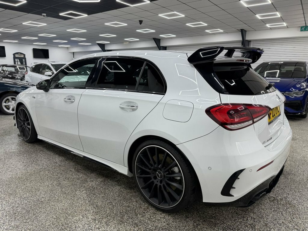 Mercedes-Benz A Class 2L Amg Edition WF22OYC White #5