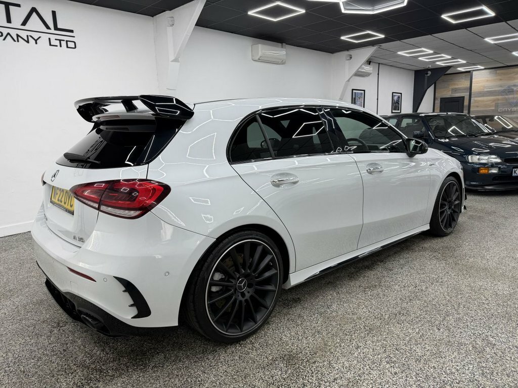 Mercedes-Benz A Class 2L Amg Edition WF22OYC White #3