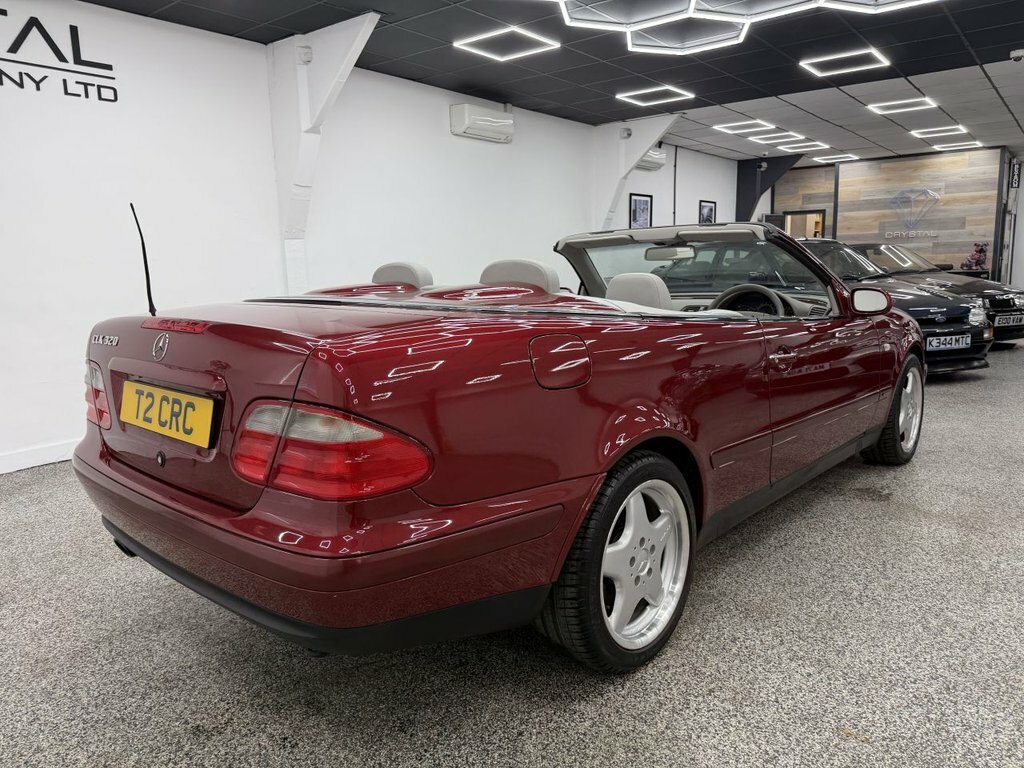 Mercedes-Benz CLK 3.2L Elegance Red #3