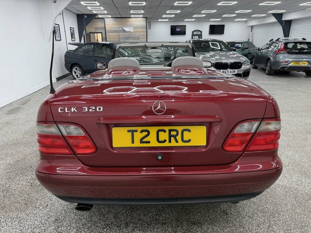 Mercedes-Benz CLK 3.2L Elegance Red #4