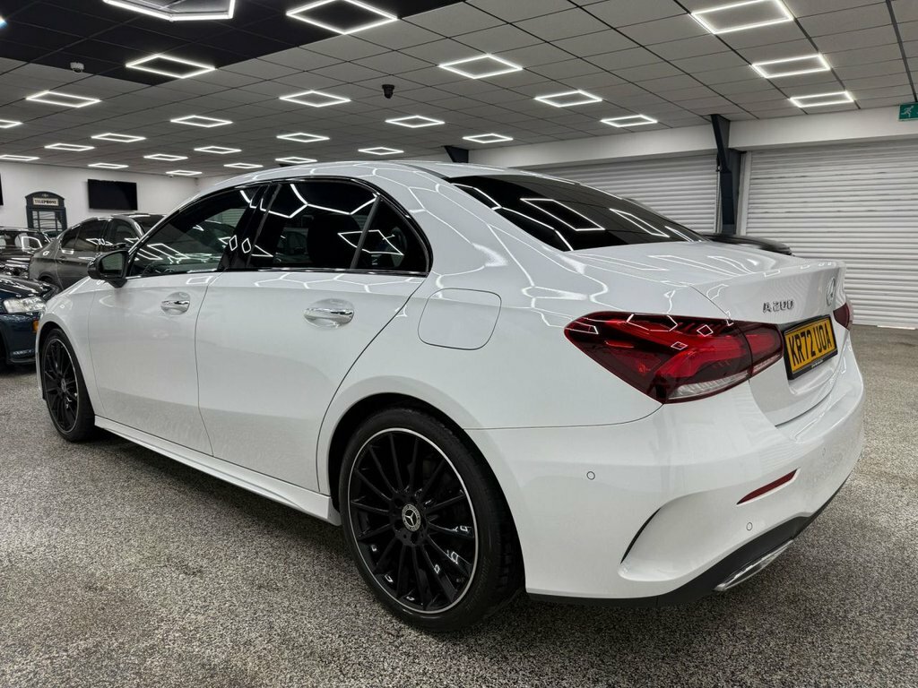 Mercedes-Benz A Class 1.3L Amg Line Night Edition KR72UOA White #5