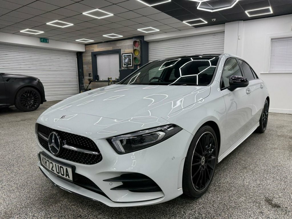 Mercedes-Benz A Class 1.3L Amg Line Night Edition KR72UOA White #6
