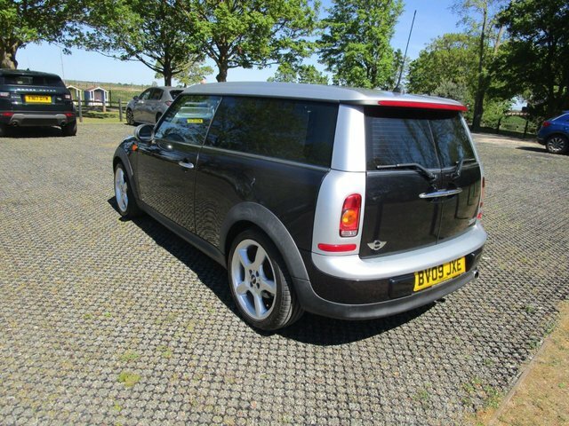 Mini Clubman Estate BV09JXE Black #3