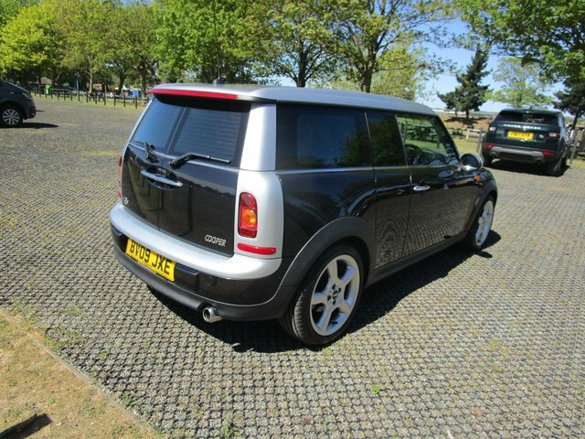 Mini Clubman Estate BV09JXE Black #2