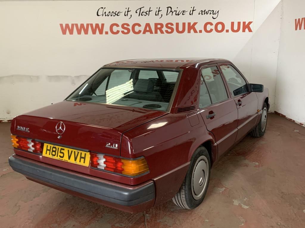 Mercedes-Benz 190 E White #32