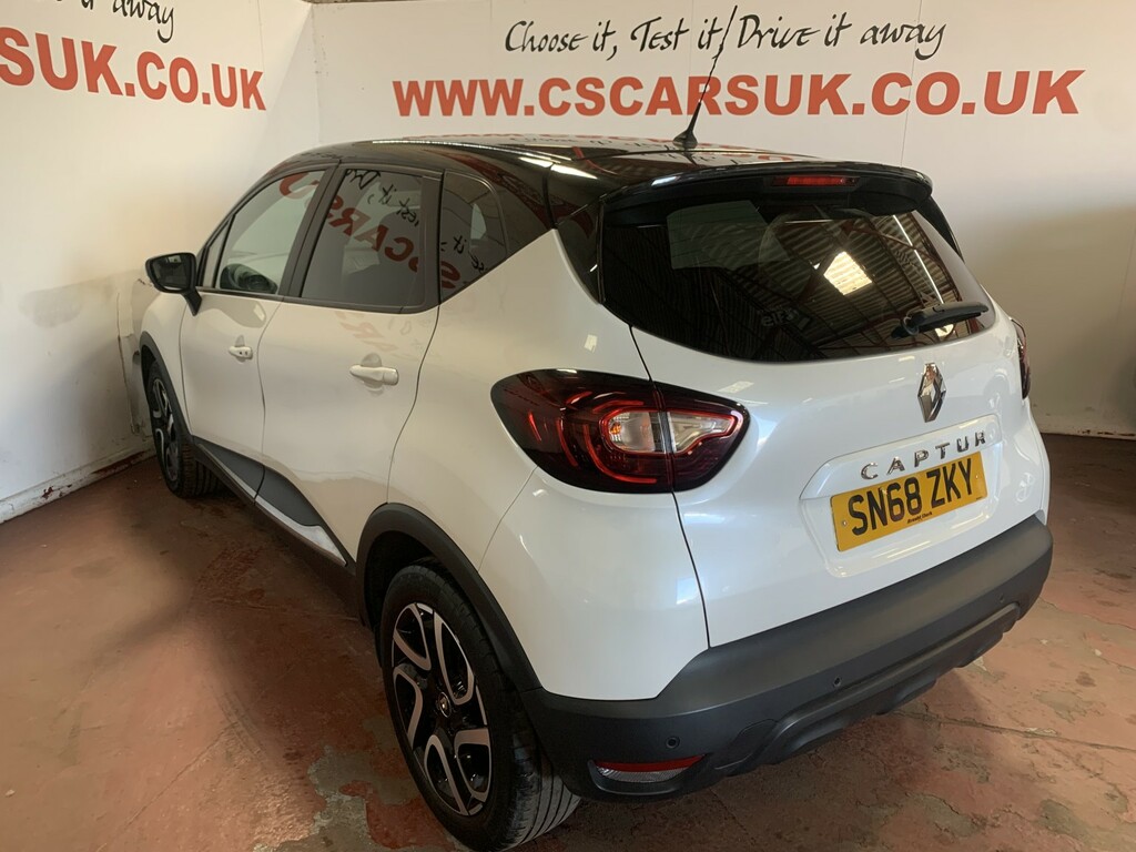 Renault Captur 1.5 Iconic Dci 90 Edc My18 SN68ZKY White #5