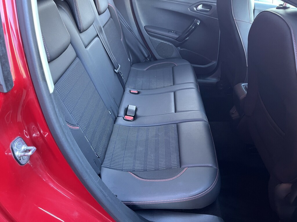 Peugeot 2008 1.2 Puretech Gt Line LB18HAE Red #6