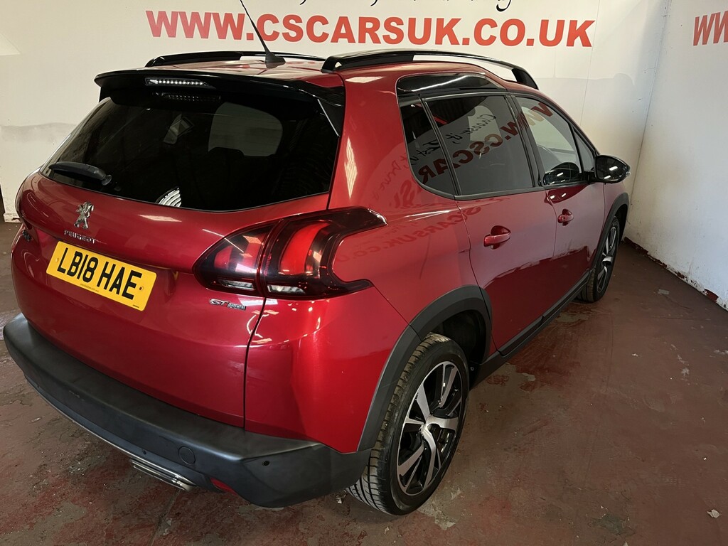Peugeot 2008 1.2 Puretech Gt Line LB18HAE Red #2