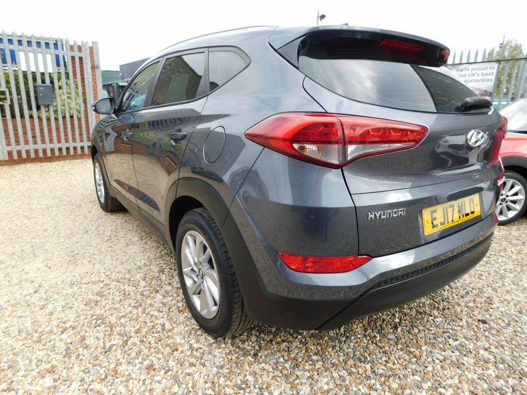 Hyundai Tucson 1.6 Gdi Blue Drive Se Nav Euro 6 Ss EJ17MLO Grey #5