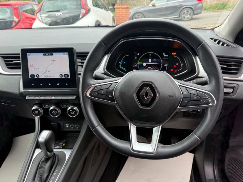 Renault Captur 1.6 E-tech Hybrid 145 Iconic - 2022 22 EK22UHB Black #3