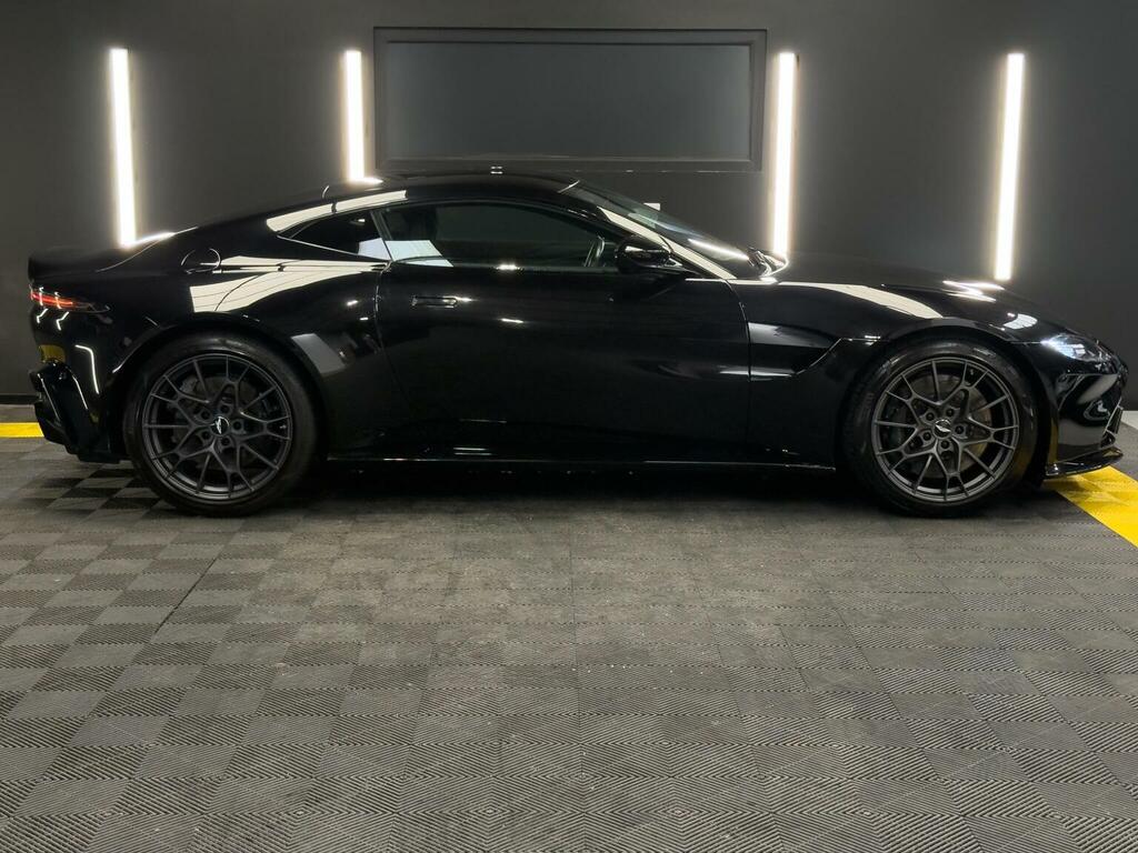 Aston Martin Vantage 4.0 V8 Euro 6 LJ71XGE Black #5