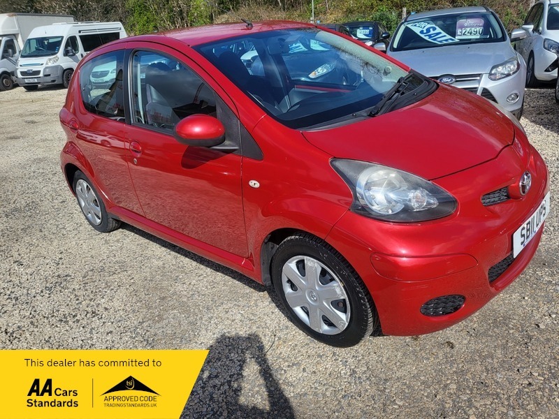 Toyota Aygo Vvt-i Ice SB11UPS Red #4