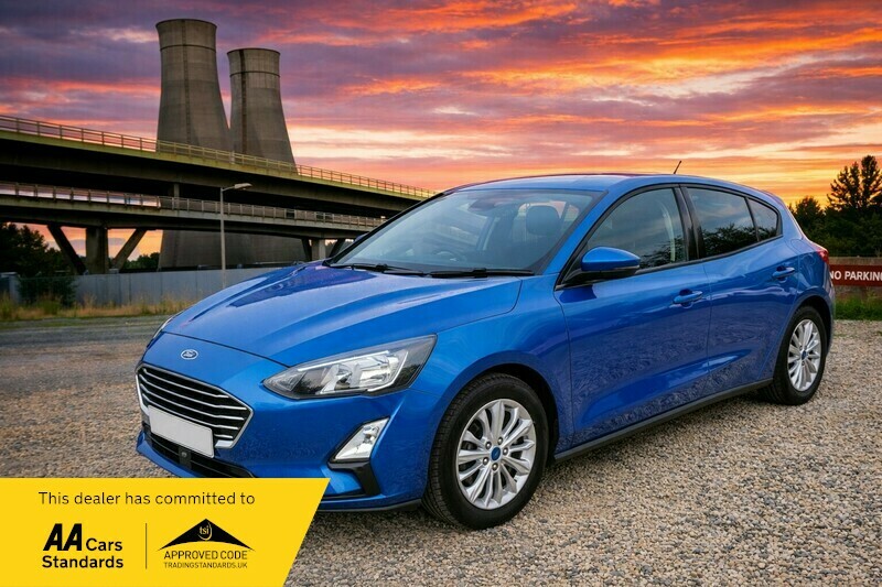 Ford Focus Titanium Edition Blue