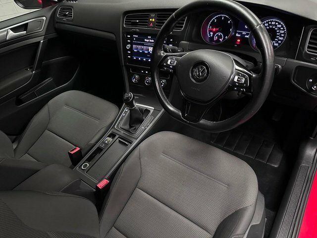 Volkswagen Golf Hatchback SH18ODB Red #5