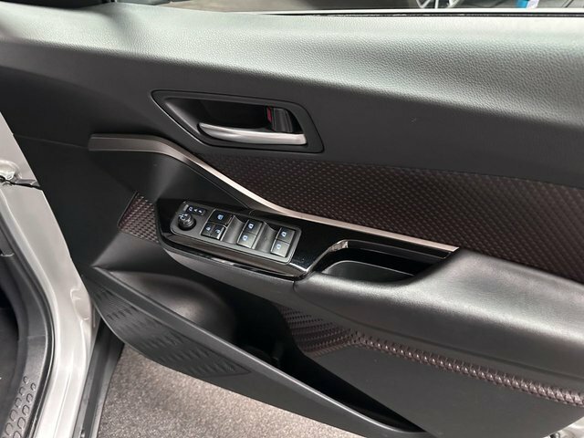 Toyota C-Hr C-hr Excel Hev Cvt WP18SWO Silver #3