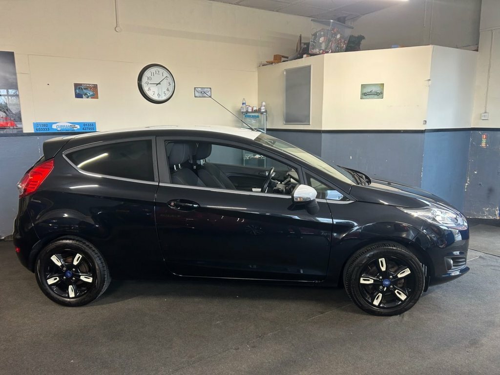 Ford Fiesta 1L Zetec Black Edition Black