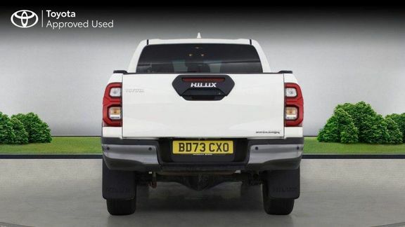 Toyota HILUX Invincible X Dc 2.8D BD73CXO White #2