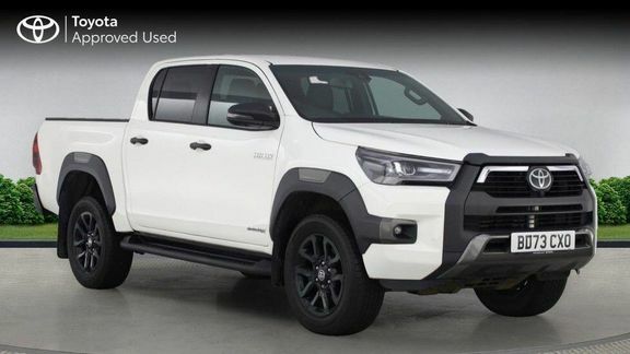 Toyota HILUX Invincible X Dc 2.8D White