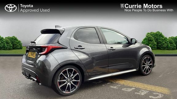 Toyota Yaris Gr Sport LL74HCJ Grey #2