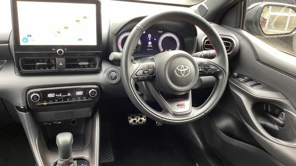 Toyota Yaris Gr Sport LL74HCJ Grey #6
