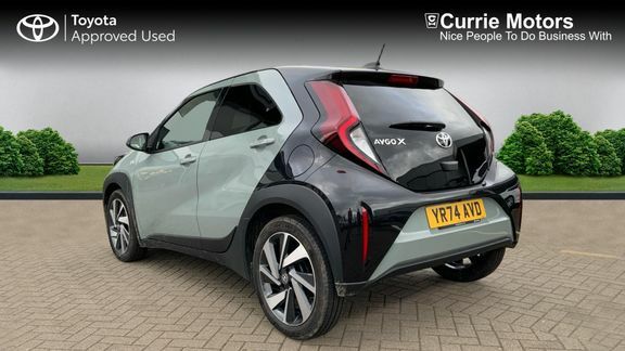 Toyota Aygo X Edge Green #4