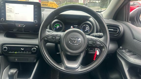 Toyota Yaris Design Hybrid, Parking Pac LF23BGC White #6