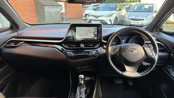 Toyota C-Hr Excel 1.8Cvt BN18RGZ Silver #5