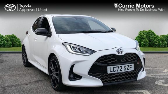 Toyota Yaris Gr Sport White