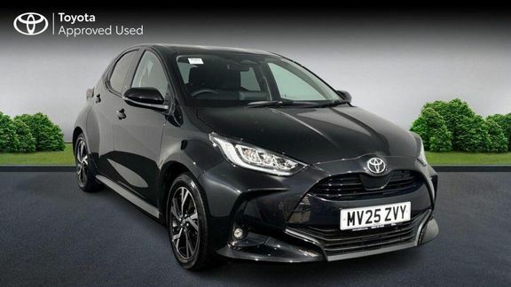 Toyota Yaris Design Black